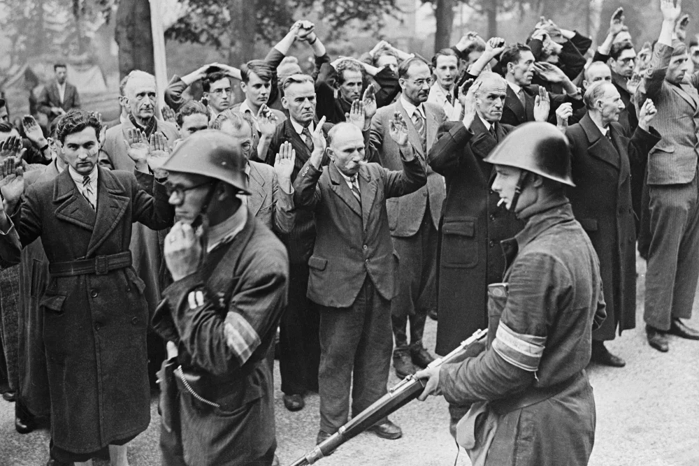 Gjysmë milioni bashkëpunëtorë të dyshuar nazistë përmenden pasi Holanda llogarit të kaluarën e Luftës së Dytë Botërore